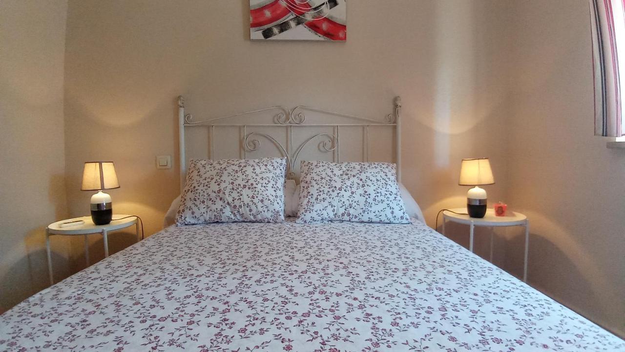 El Apartamento De Trini เซบีญา ภายนอก รูปภาพ