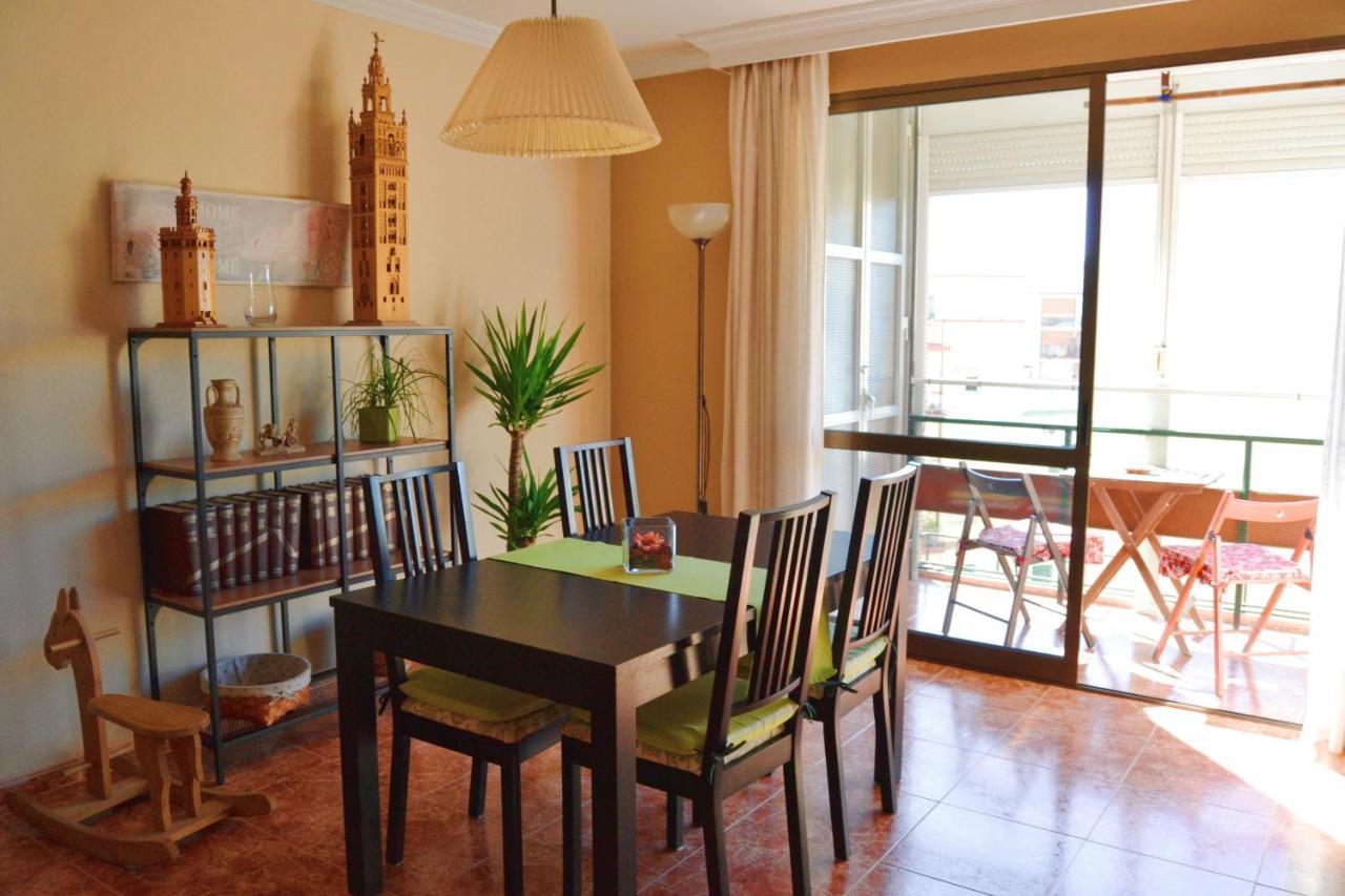 El Apartamento De Trini เซบีญา ภายนอก รูปภาพ