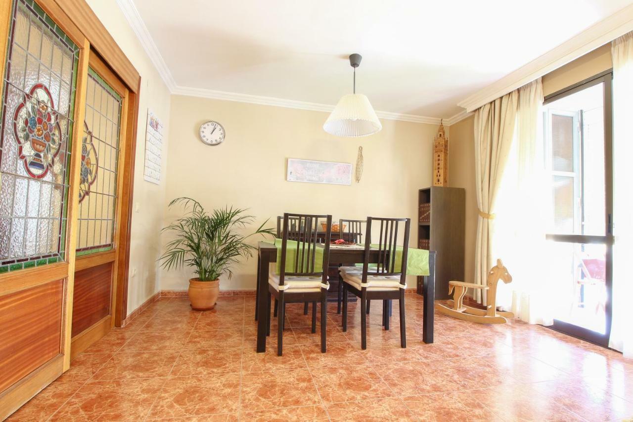 El Apartamento De Trini เซบีญา ภายนอก รูปภาพ