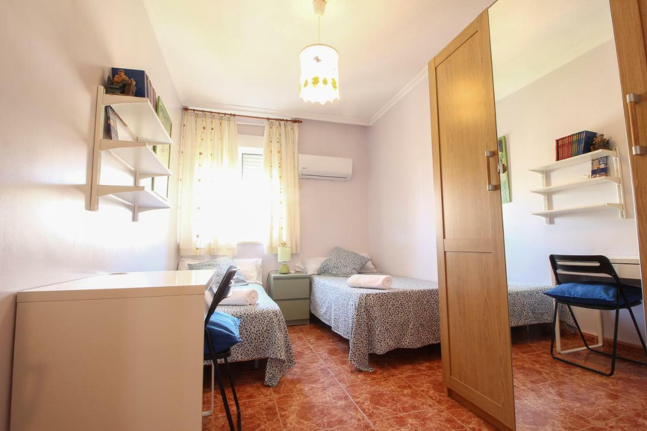El Apartamento De Trini เซบีญา ภายนอก รูปภาพ