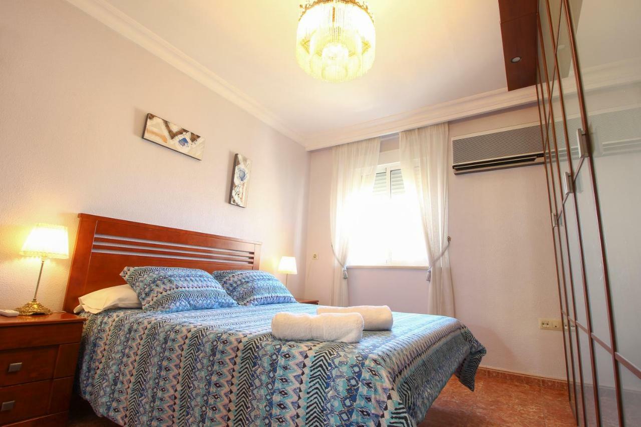 El Apartamento De Trini เซบีญา ภายนอก รูปภาพ